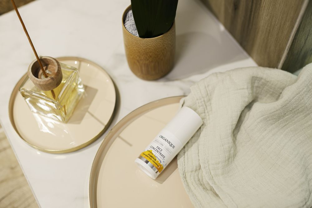Hydrating & Lightening FACE CONCENTRATE