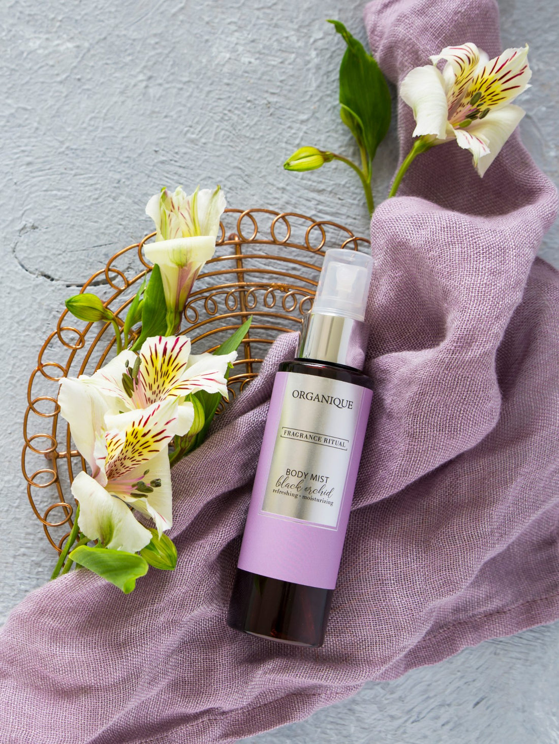 Erfrischendes und feuchtigkeitsspendendes BODY MIST Black Orchid Fragrance Ritual