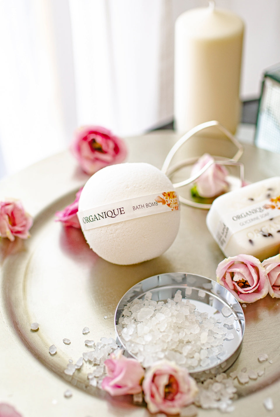 Nature's Palette: Unveiling the Best in Organic Beauty with Our Cosmetics